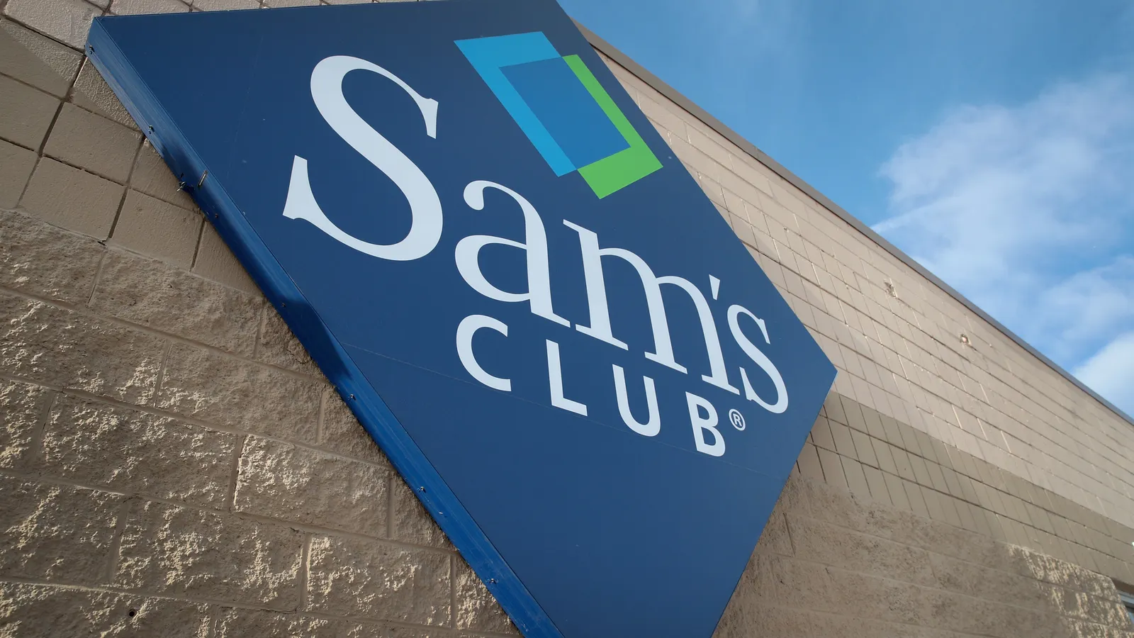 A sign hangs outside a Sam’s Club store on Jan. 12, 2018, in Streamwood, Ill. A former employee claimed the company failed to protect sensitive data in the lead up to a data breach affecting vendor Cleo Communications.