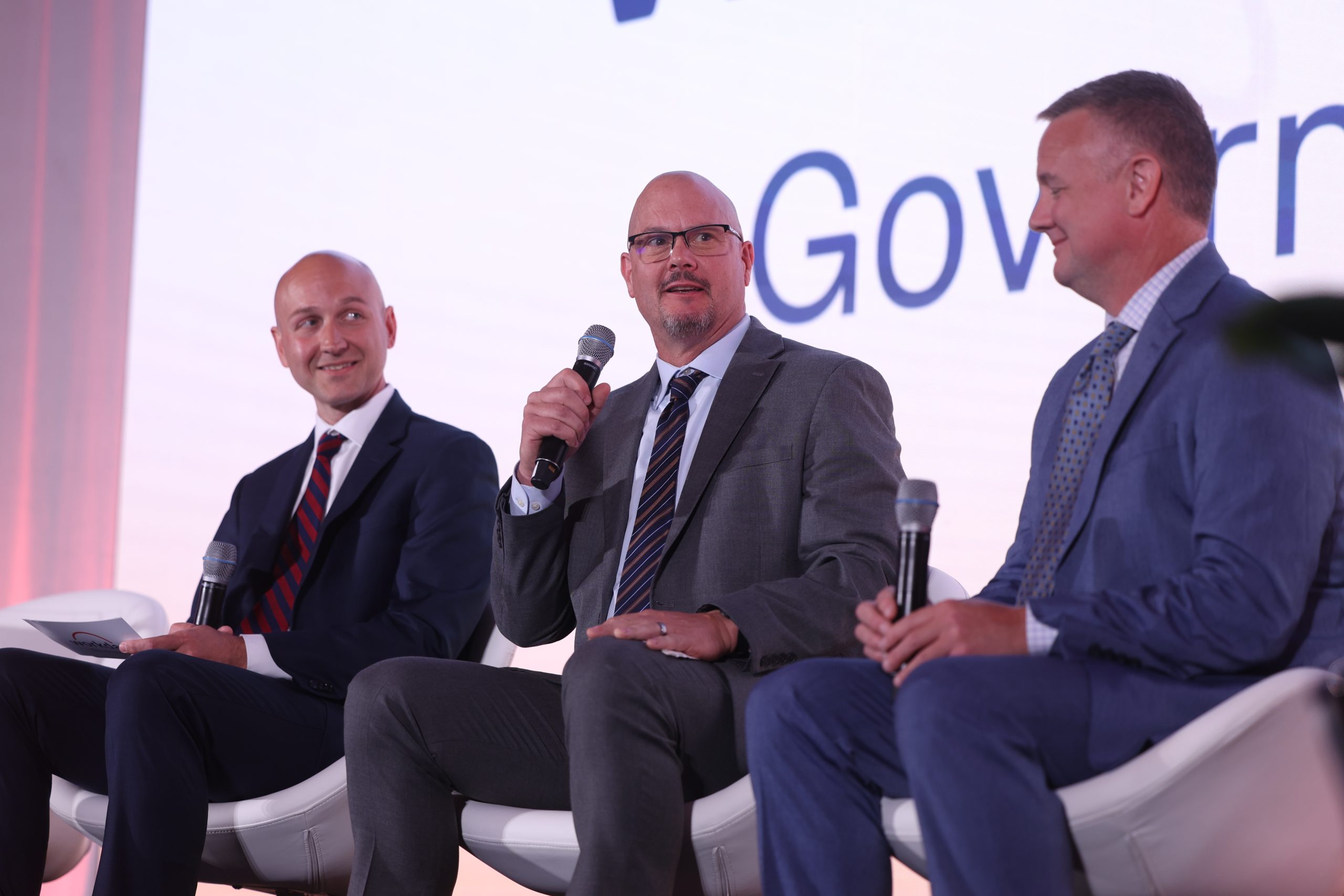 HR modernization - DOE Advances AI-Powered HR Modernization Strategy